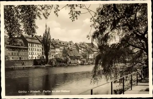 Ak Görlitz in der Lausitz, Altstadt, Partie an der Neiße