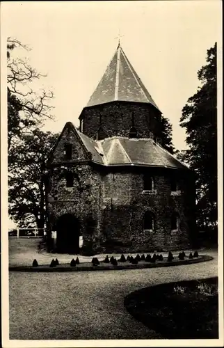 Ak Nijmegen Gelderland, Karolingische kapel