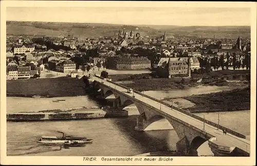 Ak Trier an der Mosel, Gesamtansicht, neue Brücke, Dampfschiff