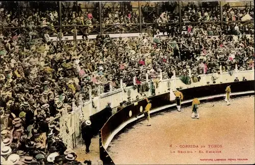 Ak Bullfight, The Toast