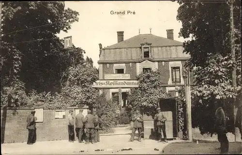 Ak Grand Pré Ardennes, Kommandantur, deutsche Soldaten, 1. WK