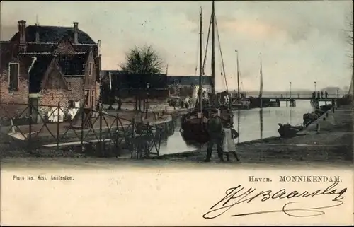 Ak Monnikendam Waterland Nordholland Niederlande, Partie am Hafen