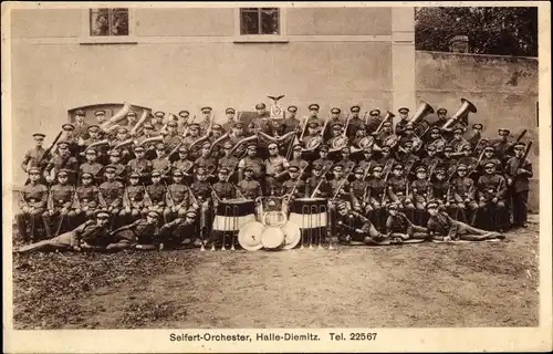 Ak Diemitz Halle an der Saale, Seifert-Orchester, Gruppenaufnahme, Musikinstrumente