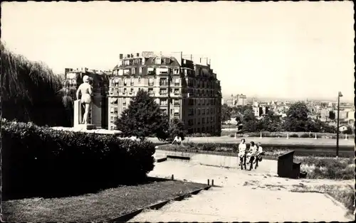 Ak Paris XIX. Buttes Chaumont, Boulevard de la Algérie, Blick auf Pantin