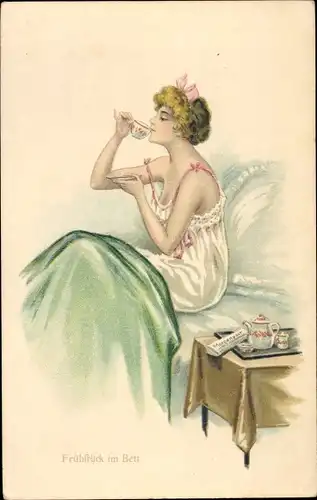 Künstler Ak Frühstück im Bett, Junge Frau in Nachthemd