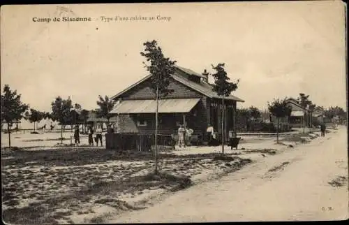 Ak Sissonne Aisne, Camp de Sissonne, Art der Küche im Camp