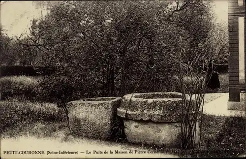 Ak Petit Couronne Seine Maritime, Der Brunnen des Hauses Pierre Corneille