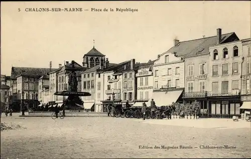 Ak Chalons sur Marne, Place de la République, Café