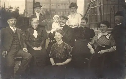 Foto Ak Ohligs Solingen Bergisches Land, Gruppenportrait