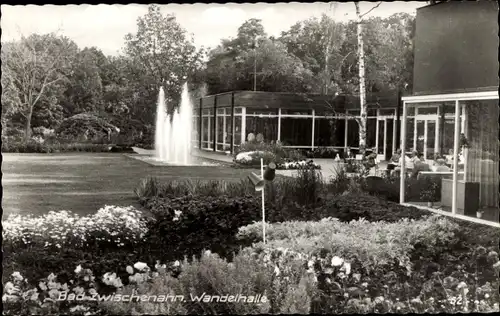 Ak Bad Zwischenahn in Oldenburg, Wandelhalle, Springbrunnen