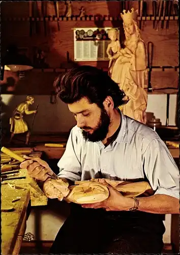 Ak Oberammergau in Oberbayern, Passionsdorf, Oberammergauer Holzschnitzer