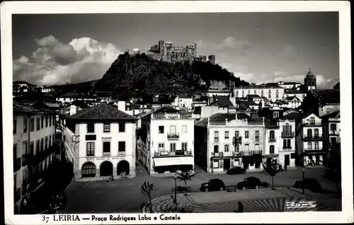 Ak Leiria Portugal, Platz Rodrigues Lobo und Schloss