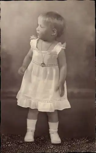 Foto Ak Prinzessin Maria Adelgunde von Hohenzollern Sigmaringen, September 1922