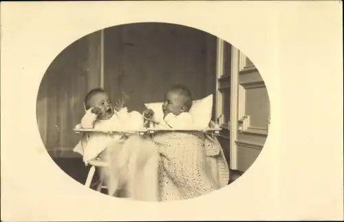 Foto Ak Prinzessinnen Maria Antonia und Maria Adelgunde von Hohenzollern Sigmaringen