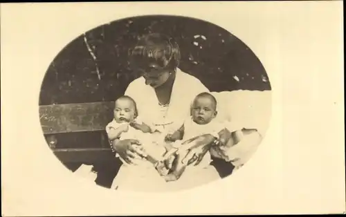 Foto Ak Margarete von Sachsen, Maria Antonia und Maria Adelgunde von Hohenzollern Sigmaringen 1921