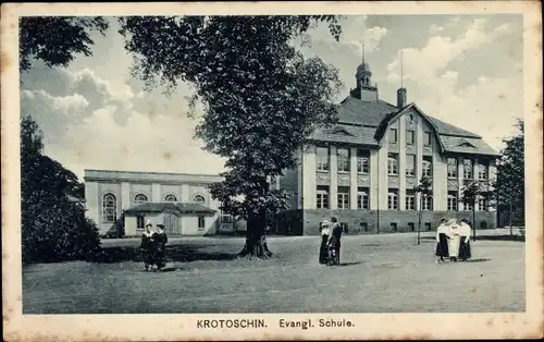Ak Krotoszyn Krotoschin Posen, Evangelische Schule