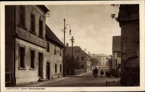 Ak Hrádek nad Nisou Grottau Region Reichenberg, Obere Bahnhofstraße