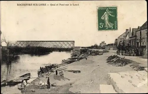 Ak Rochefort sur Loire Maine et Loire, Quai et Pont sur le Louet