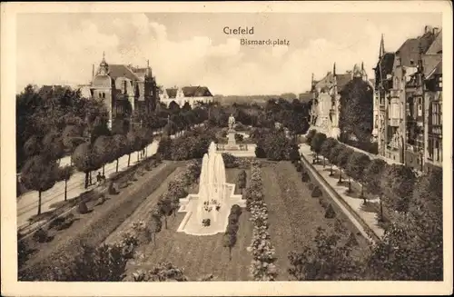 Ak Krefeld am Niederrhein, Bismarckplatz, Denkmal, Fontaine