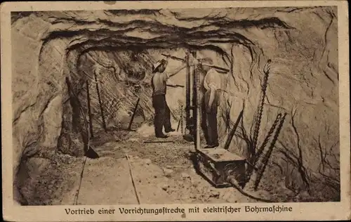 Ak Staßfurt im Salzlandkreis, Staatliches Salzwerk, Vortrieb einer Vorrichtungsstrecke