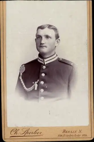 CdV Berlin, Deutscher Soldat in Uniform, Portrait