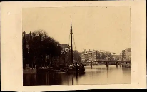 Foto Amsterdam Nordholland Niederlande, Teilansicht, Brücke