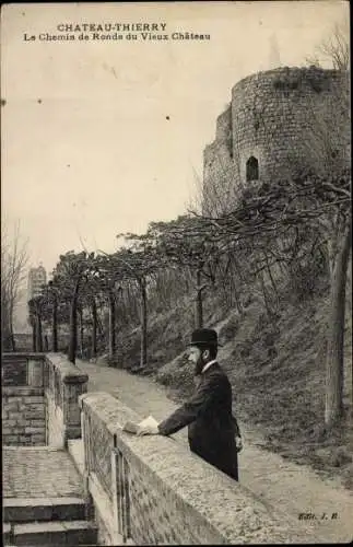 Ak Château Thierry Aisne, Chemin de Ronde du Vieux Chateau