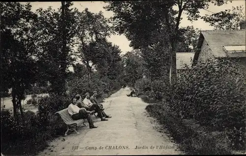 Ak Chalons Camp Mourmelon Camp Marne, Krankenhausgarten