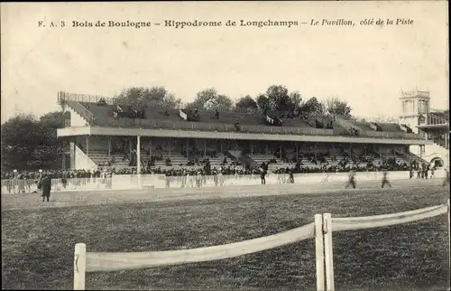 Ak Paris XVI, Bois de Boulogne, Longchamp Racecourse, Pavillon, Rennpiste, Tribünen