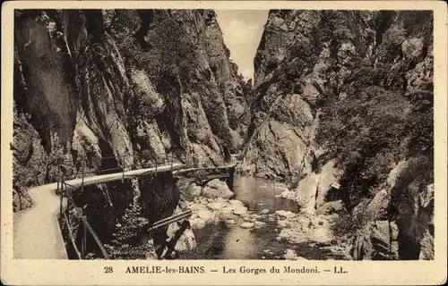 Ak Amelie les Bains Pyrénées Orientales, Die Mondoni-Schluchten