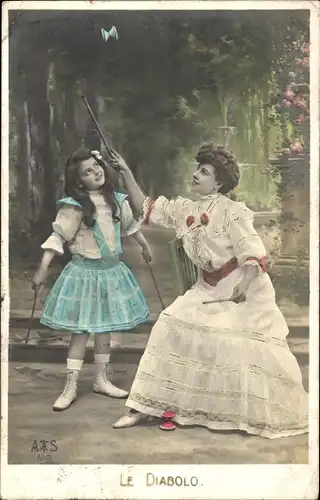 Ak Frau und Mädchen mit Diabolo