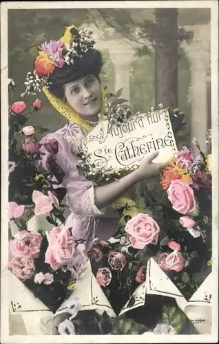 Ak Namenstag Sainte Catherine, Portrait einer Frau mit Rosen