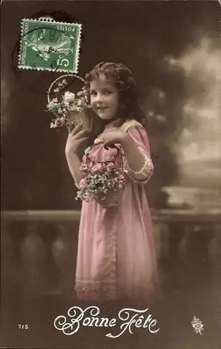 Ak Glückwunsch, Mädchen mit Blumenkörben