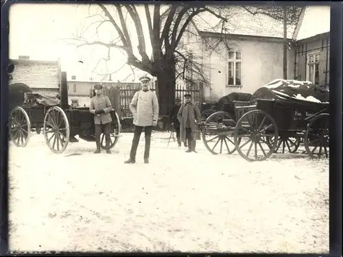 Foto Fahrland Potsdam, Deutsche Soldaten in Uniformen, Winter, 1915