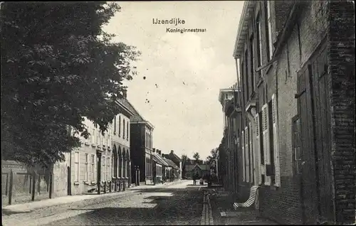 Ak IJzendijke Zeeland, Koninginnestraat