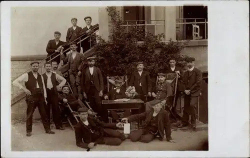 Foto Ak Trier an der Mosel, Gruppenbild, Männer