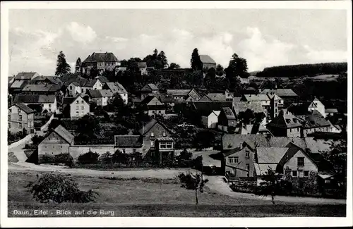 Ak Daun in der Eifel, Ortsansicht, Burg