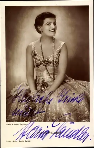 Ak Schauspielerin Maria Paudler, Portrait, Kleid, Perlenkette, Autogramm