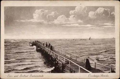 Ak Świnoujście Swinemünde Pommern, Landungsbrücke