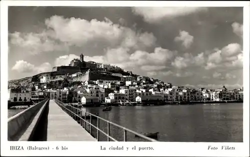 Ak Ibiza Balearen, Die Stadt und der Hafen