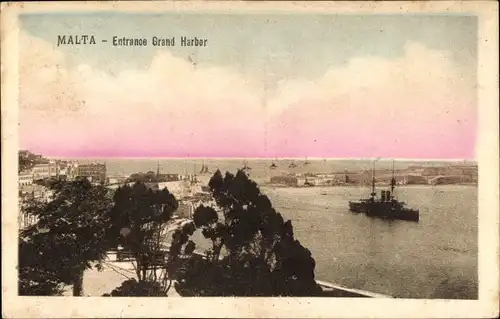 Ak Malta, Hafeneingang
