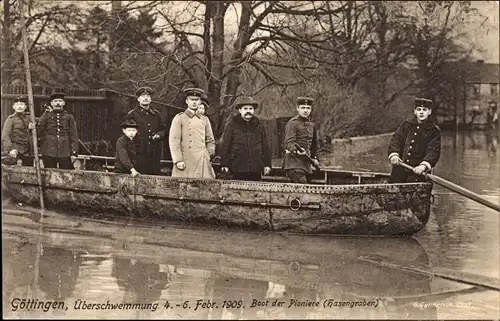 Ak Göttingen in Niedersachsen, Überschwemmung vom 04-06. Februar 1909, Boot der Pioniere,Hasengraben