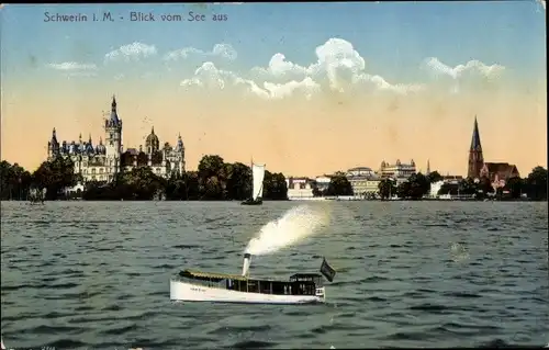 Ak Schwerin in Mecklenburg, Blick vom See aus, Schiff