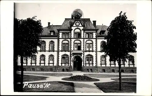 Foto Ak Pausa im Vogtland Sachsen, Rathaus, Erdachse, Ratskeller