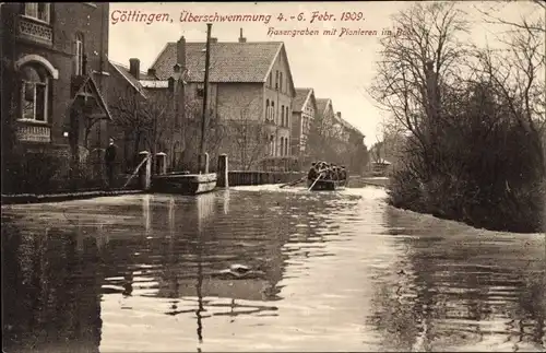 Ak Göttingen in Niedersachsen, Hochwasser 1909, Hasengraben, Pioniere im Boot