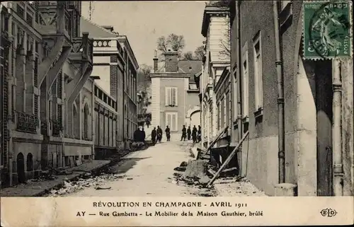 Ak Ay Marne, La Maison Gallois, Revolution in der Champagne