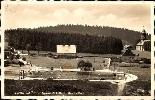 Ak Rautenkranz im Vogtland, Neues Bad, Freibad, Schwimmbad, Kirche