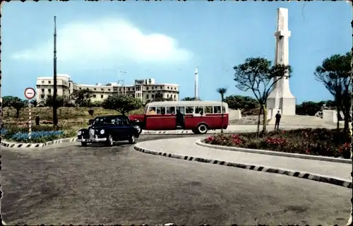 Ak Floriana Malta, Kriegerdenkmal, Bus, Auto