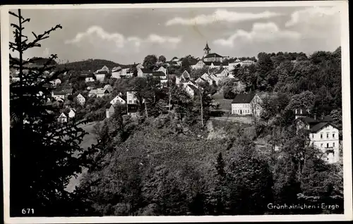 Ak Grünhainichen im Erzgebirge, Gesamtansicht, Kirche