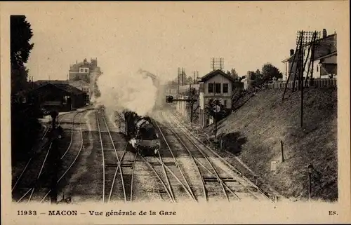 Ak Macon Saône et Loire, Vue générale de la Gare, Bahnhof, Gleisseite, Dampflokomotive